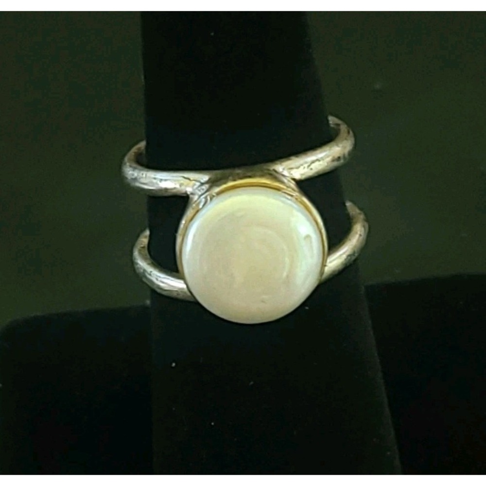 LUCKY BRAND Mother of Pearl Shell Look Ring Size 7 Silver Tone Boho Statement